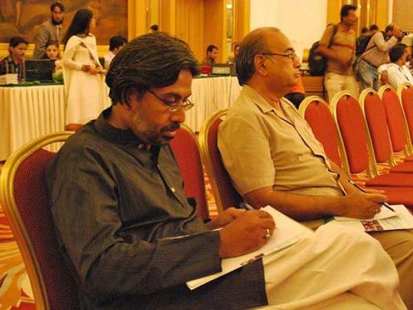 Prominent journalist and academic shot dead in Karachi