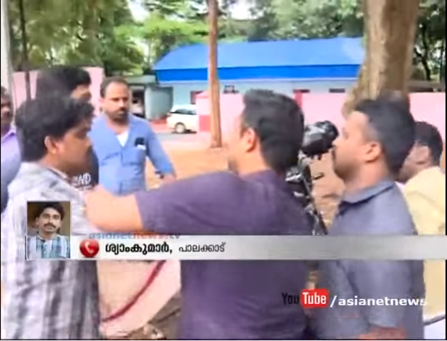 Journalists physically attacked by political cadres in southern India