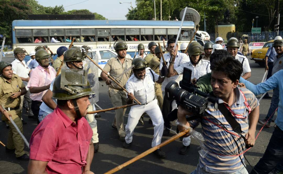 Police assault dozens of journalists covering political demonstration in Kolkata